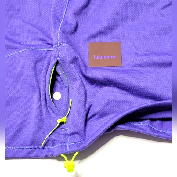 Lululemon cinch hem hiking tee 4 - Picture 6 of 11
